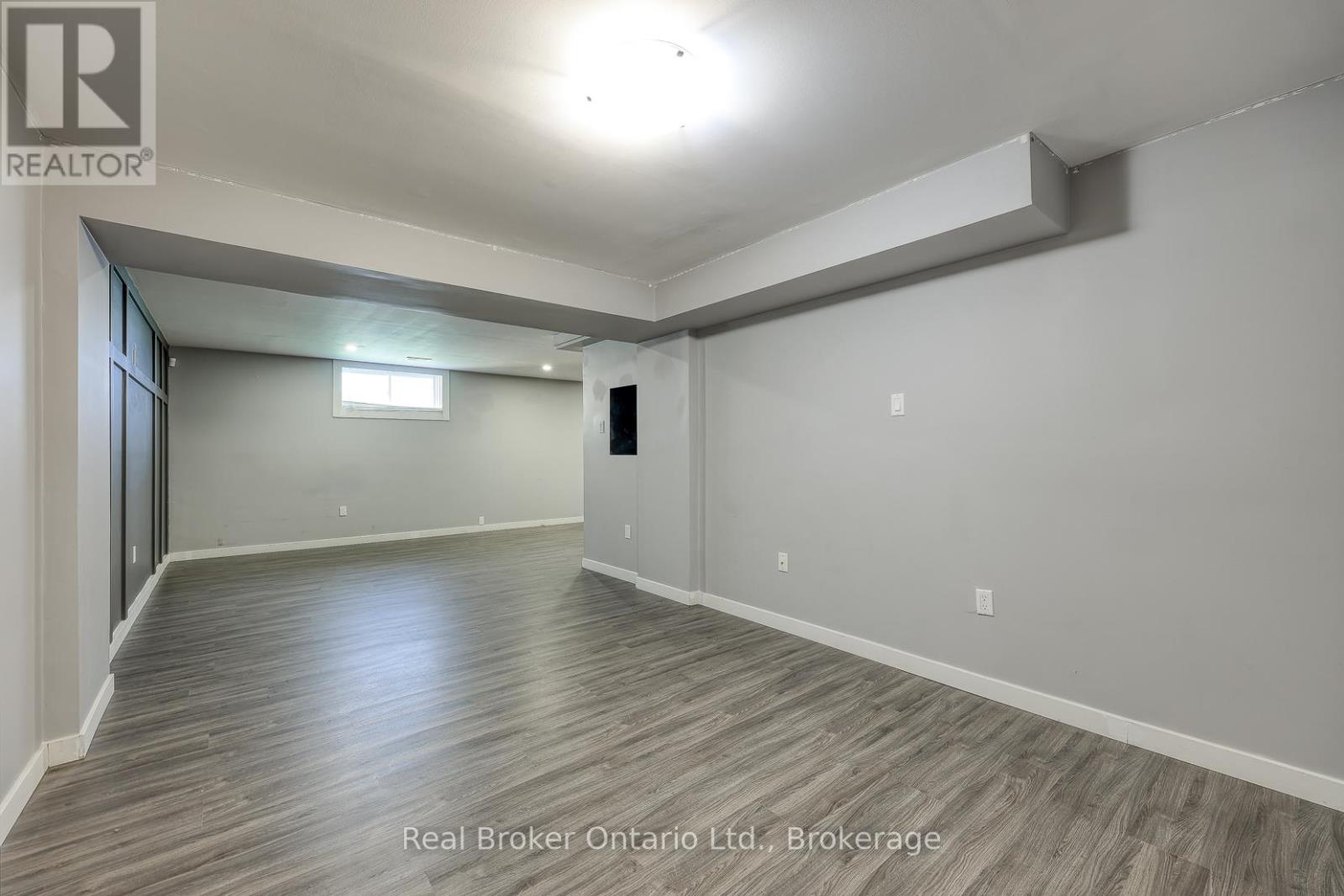 27 Reeves Road, Ingersoll, Ontario  N5C 0E1 - Photo 21 - X12706412