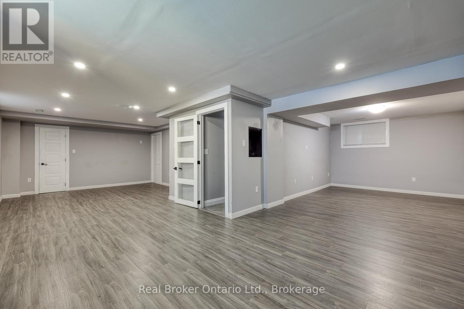 27 Reeves Road, Ingersoll, Ontario  N5C 0E1 - Photo 22 - X12706412