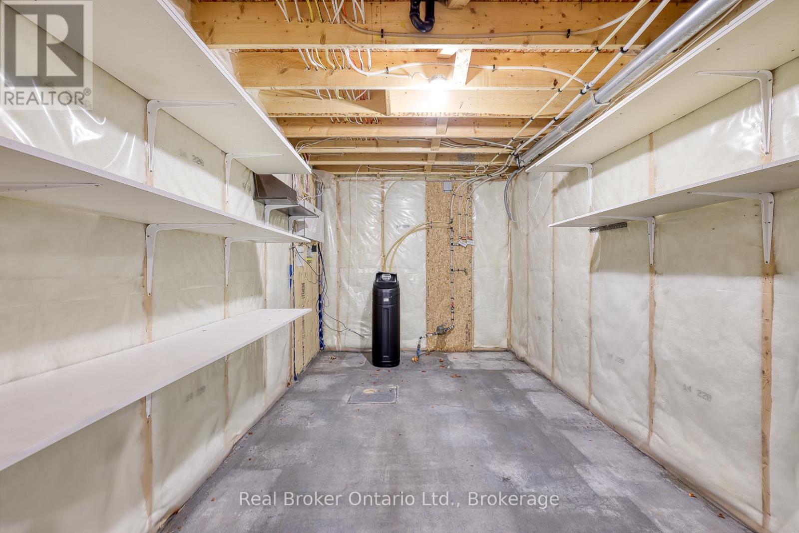 27 Reeves Road, Ingersoll, Ontario  N5C 0E1 - Photo 28 - X12706412