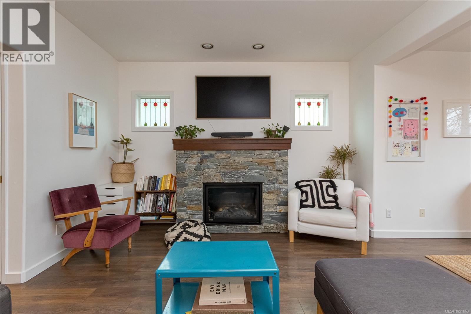 848 Finlayson St, Victoria, British Columbia  V8T 5K8 - Photo 9 - 1021863