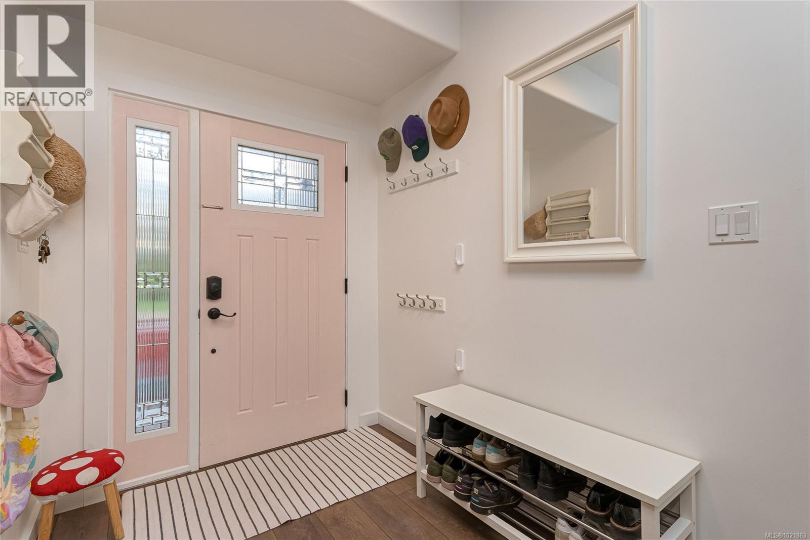 848 Finlayson St, Victoria, British Columbia  V8T 5K8 - Photo 7 - 1021863