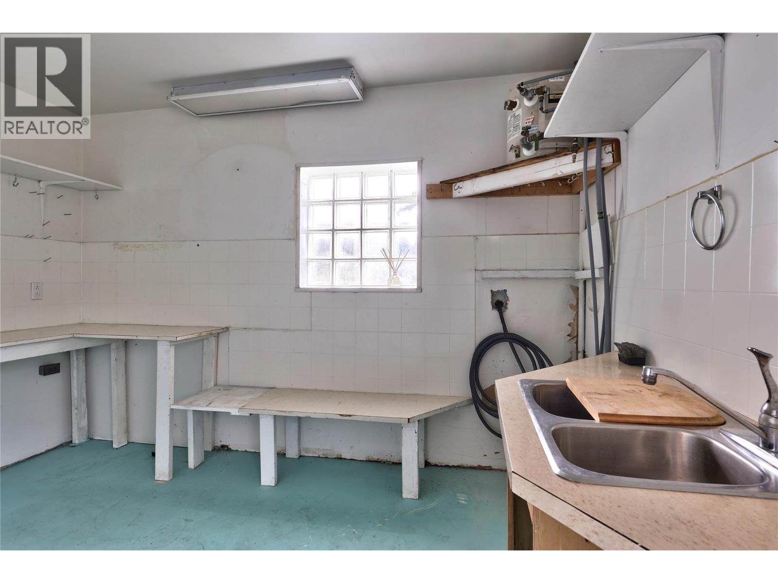 3726 Zinck Road, Scotch Creek, British Columbia  V0E 1M5 - Photo 63 - 10311297