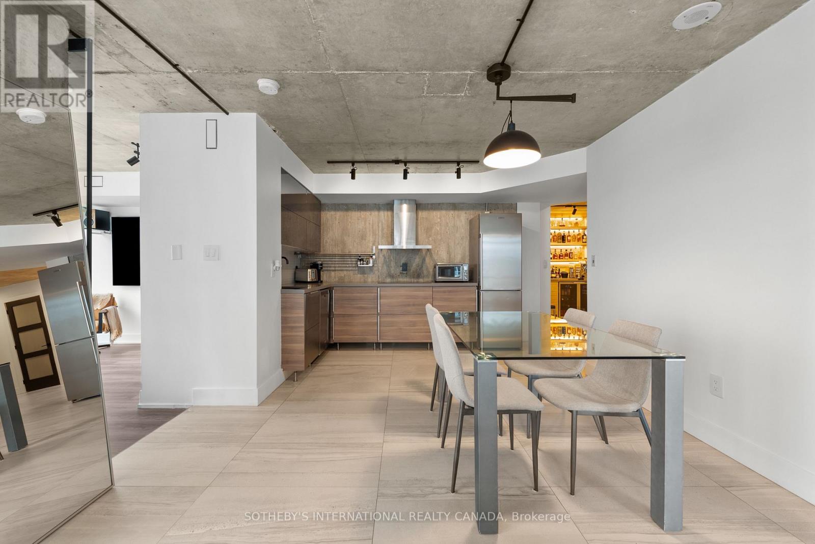 3010 - 11 Brunel Court, Toronto, Ontario  M5V 3Y3 - Photo 10 - C12706398