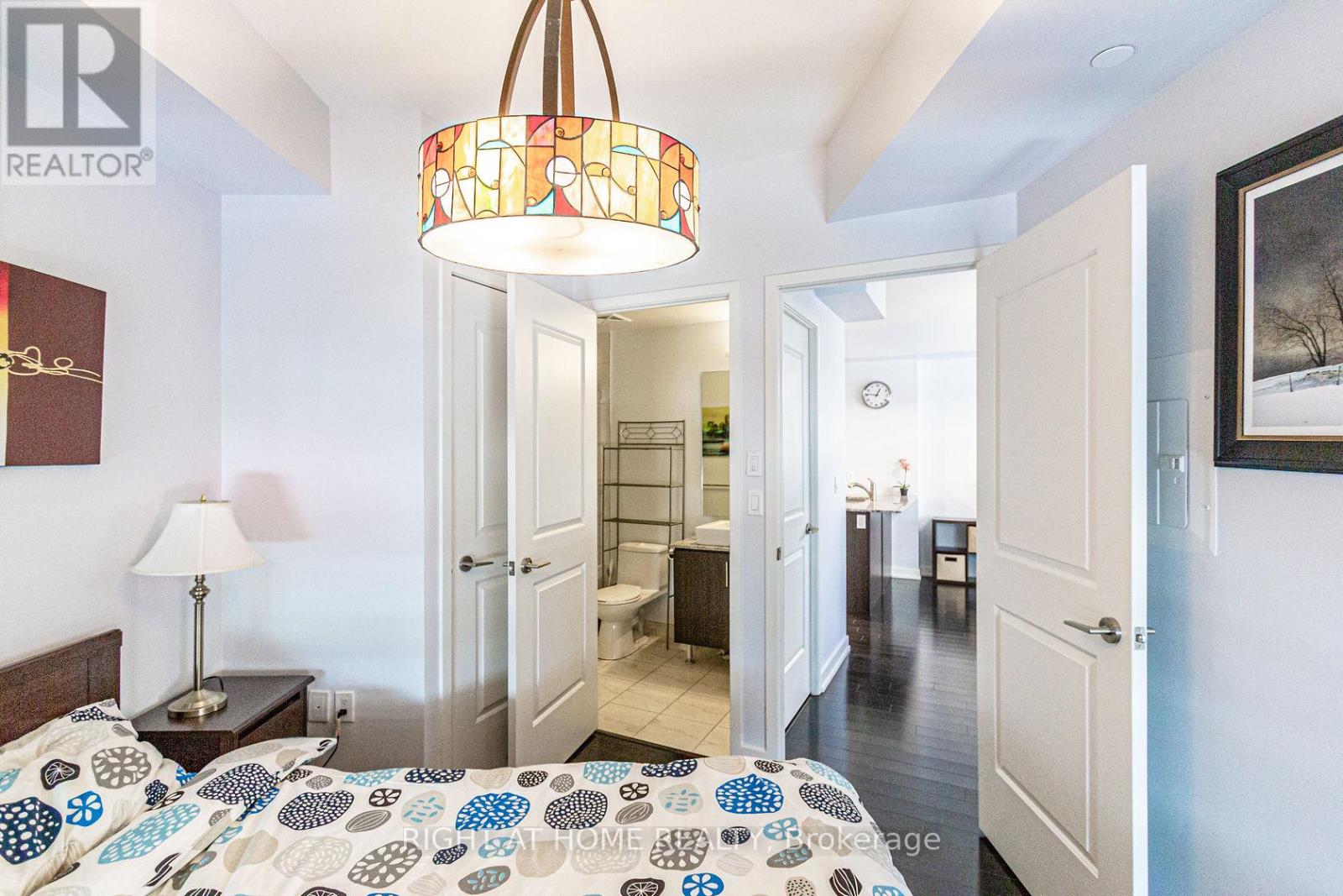 301 - 1 The Esplanade, Toronto, Ontario  M5E 0A8 - Photo 16 - C12706424