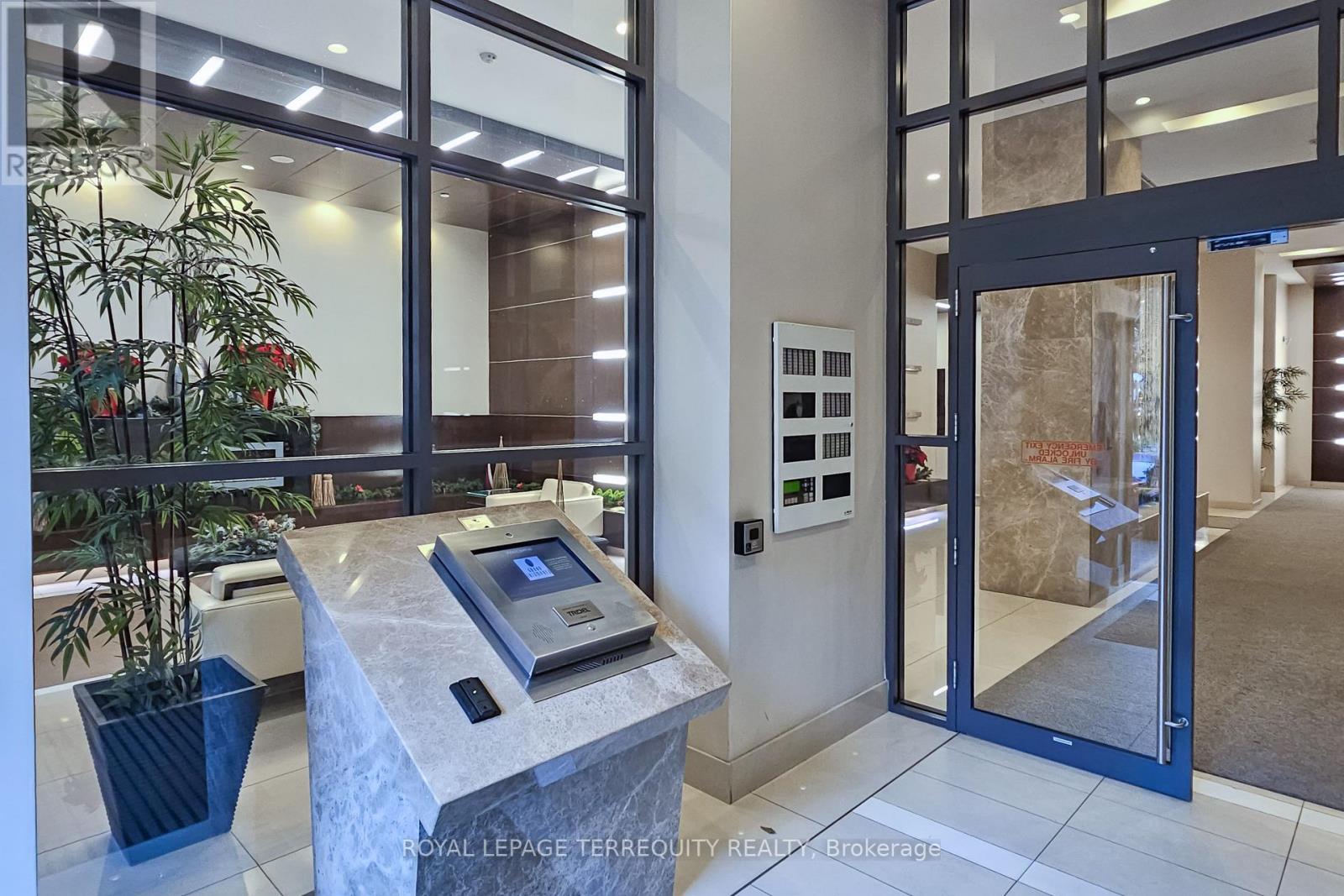 2223 - 500 Doris Avenue, Toronto, Ontario  M2N 0C1 - Photo 4 - C12706444