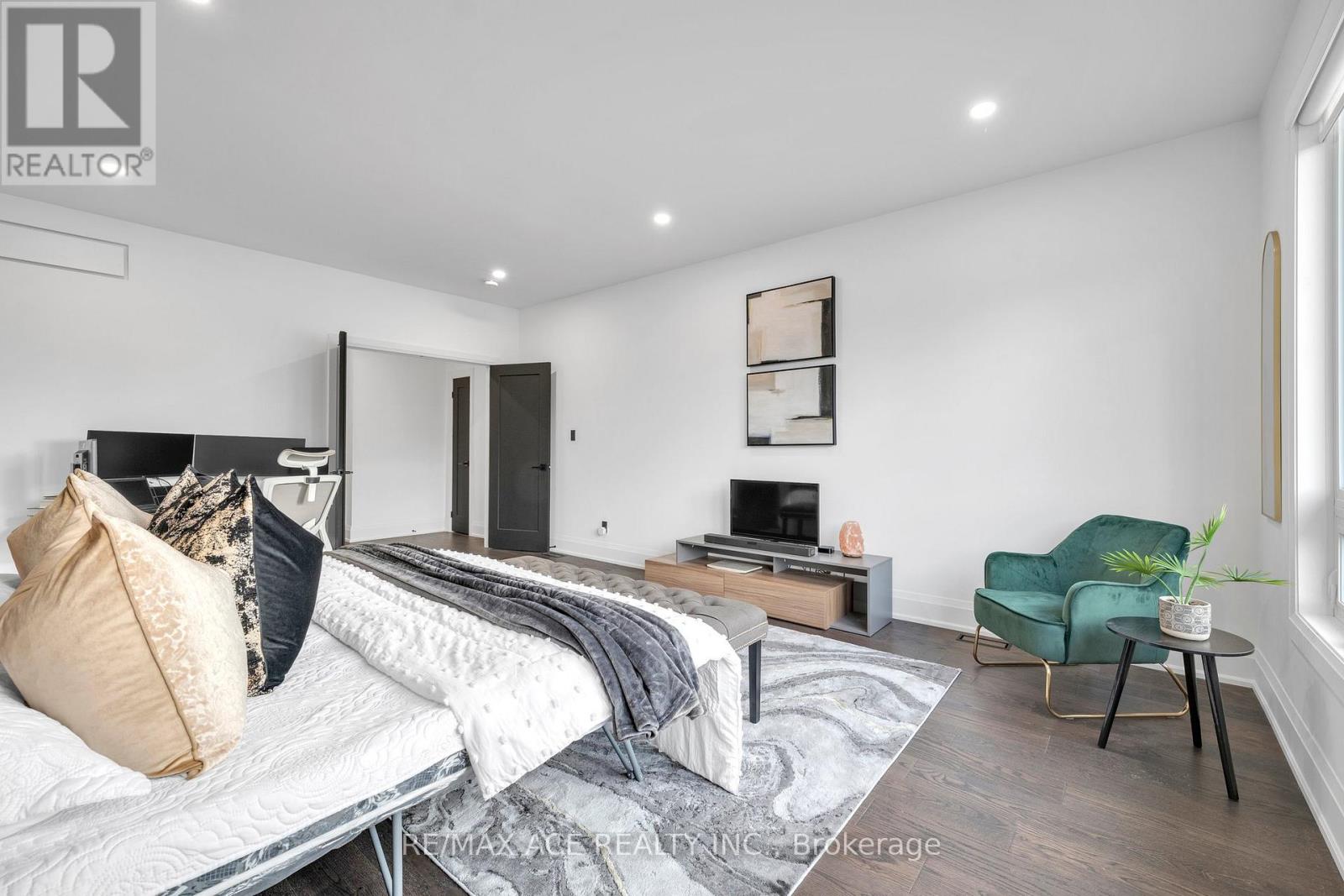 19 Burcher Road, Ajax, Ontario  L1S 2P8 - Photo 27 - E12706394