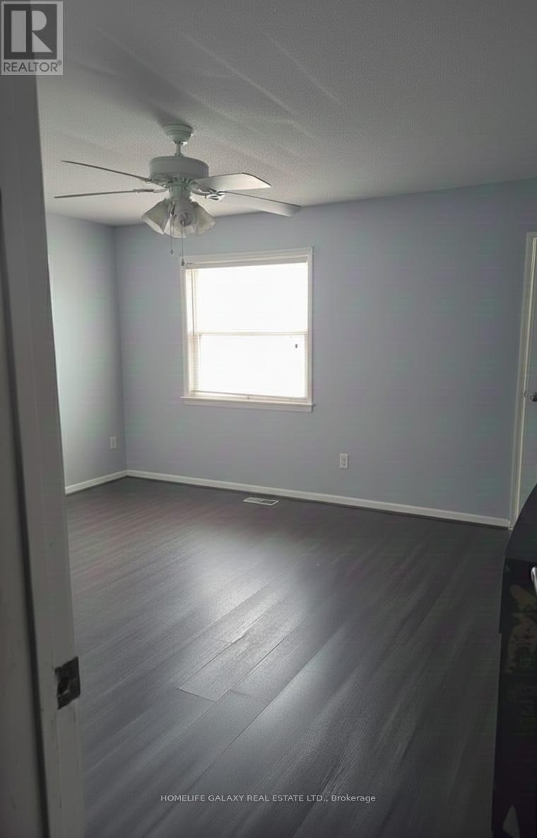 8 Chad Crescent, Toronto, Ontario  M1B 2Z6 - Photo 5 - E12706400