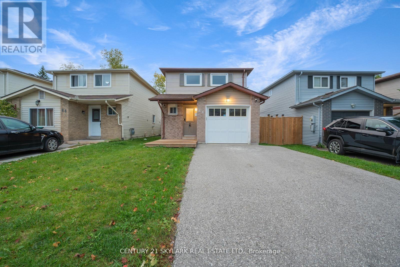 66 Corbett Drive, Barrie, Ontario  L6M 5V3 - Photo 2 - S12706410