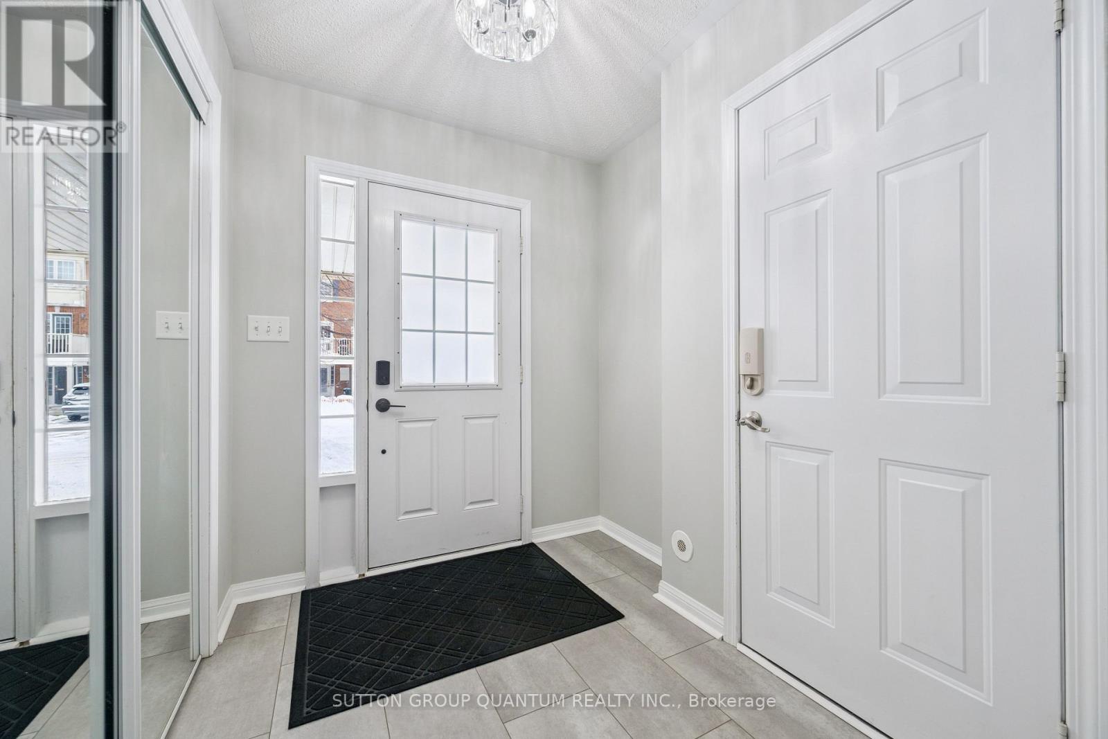 3061 Dewridge Avenue, Oakville, Ontario  L6M 5J1 - Photo 2 - W12706402