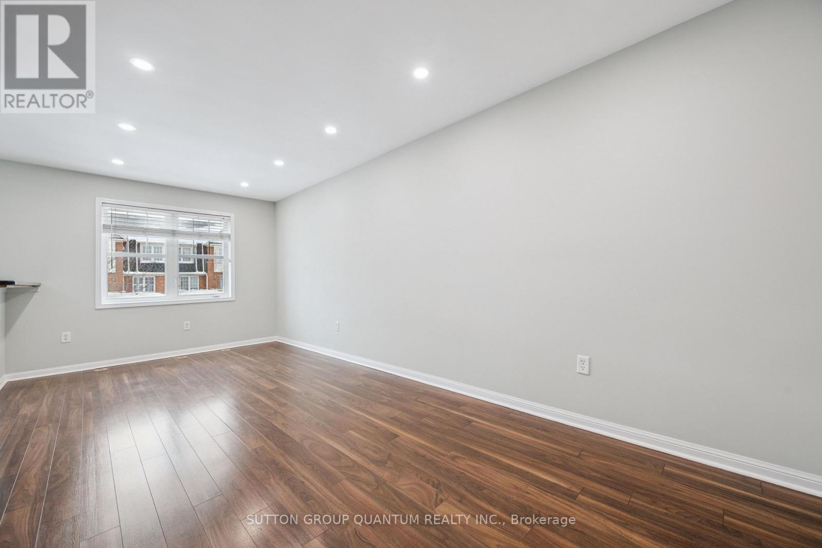 3061 Dewridge Avenue, Oakville, Ontario  L6M 5J1 - Photo 6 - W12706402