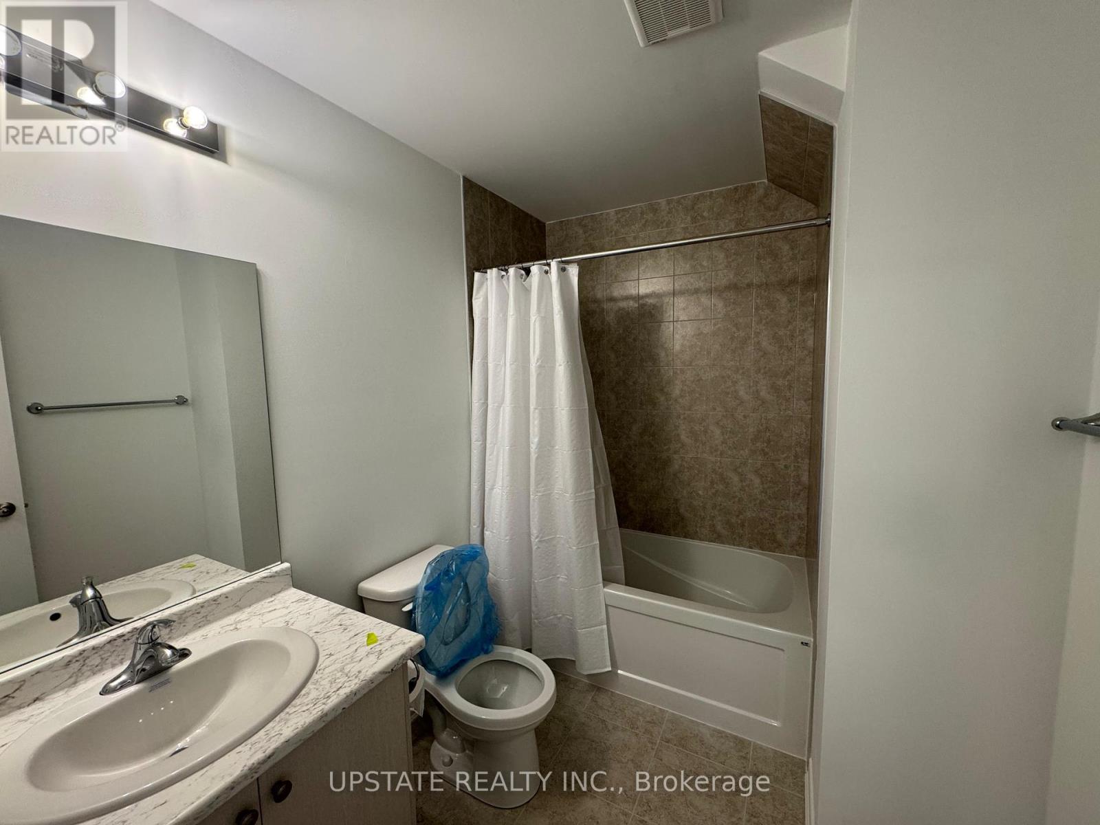 59 - 4340 Ebenezer Road, Brampton, Ontario  L6P 2S2 - Photo 8 - W12706404