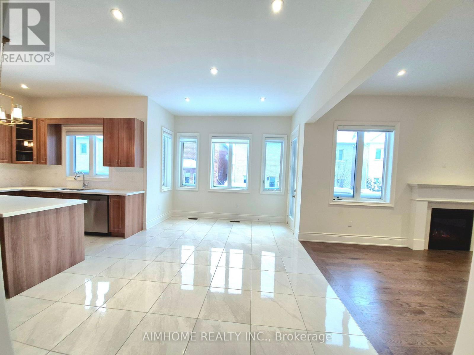 3222 William Rose Way, Oakville, Ontario  L6H 0T6 - Photo 2 - W12706448