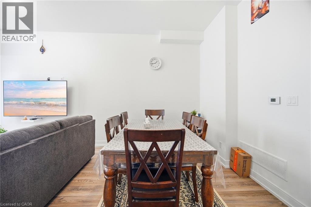 5 Taylor Court, Peel, Ontario  L7E 2R7 - Photo 16 - 40796210