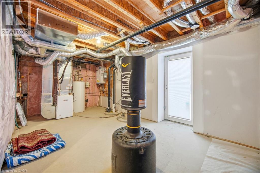 5 Taylor Court, Peel, Ontario  L7E 2R7 - Photo 38 - 40796210