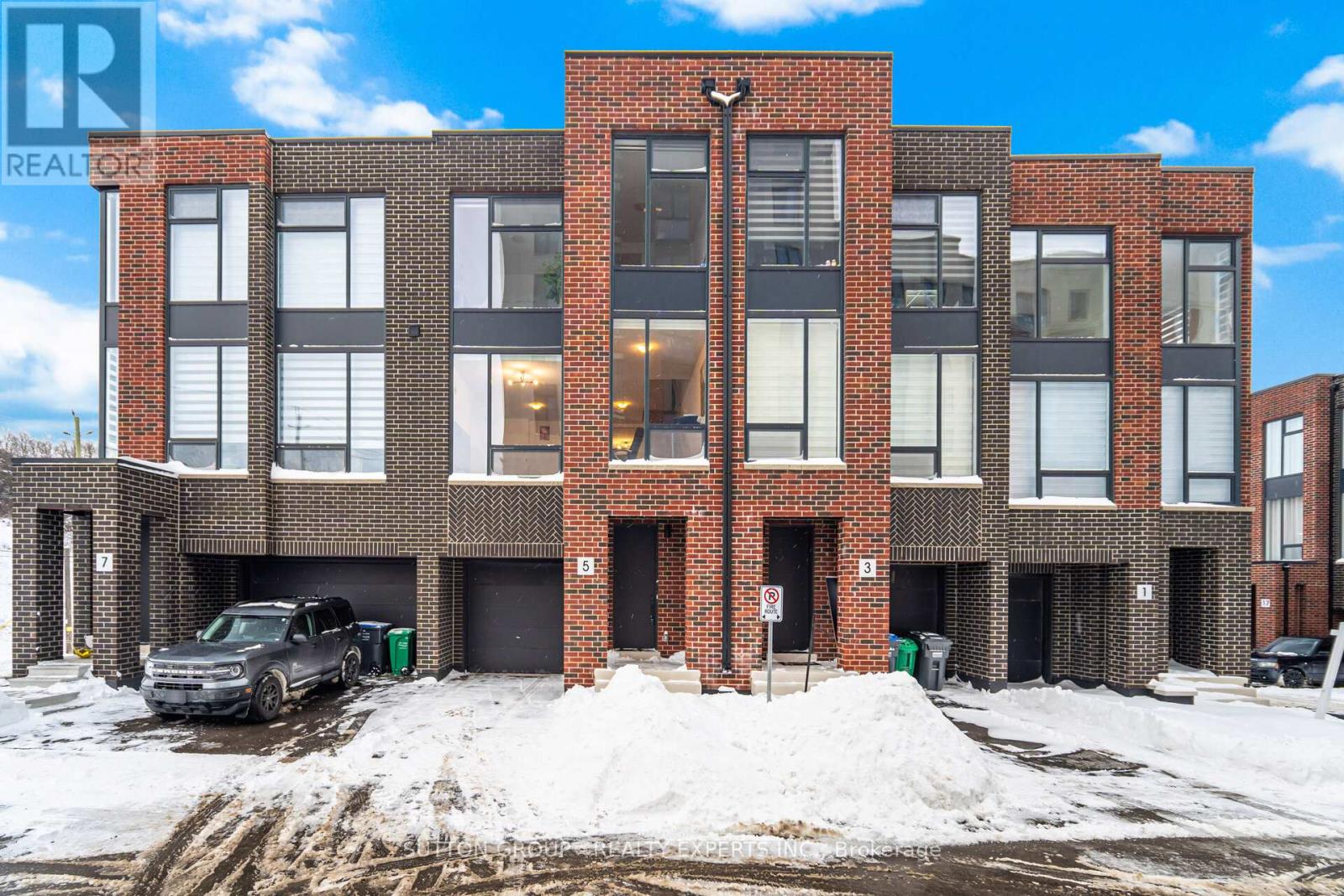 5 Taylor Court, Caledon, Ontario  L7E 2R7 - Photo 5 - W12669172