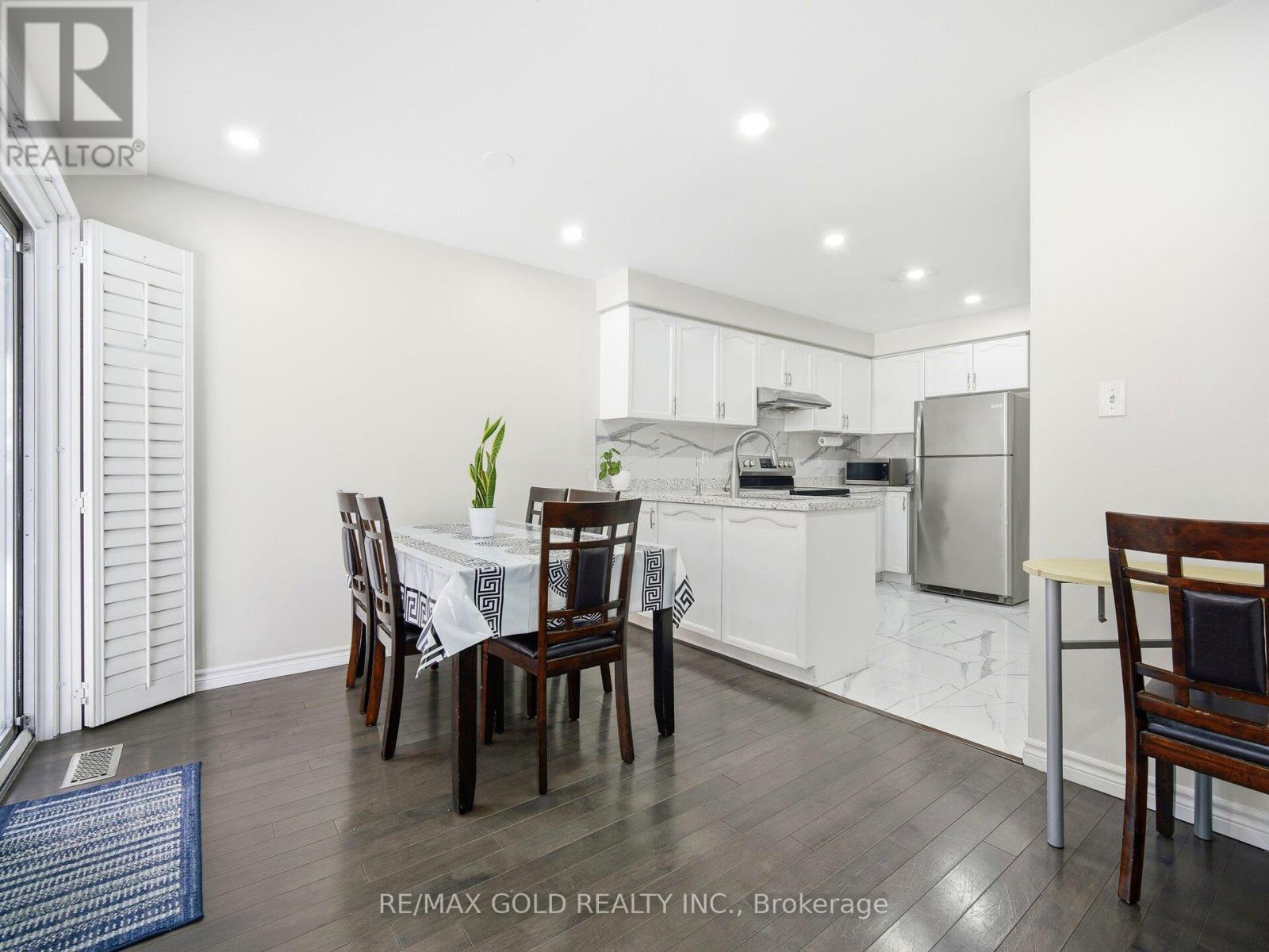 151 Clover Bloom Road, Brampton, Ontario  L6R 1S5 - Photo 14 - W12698540