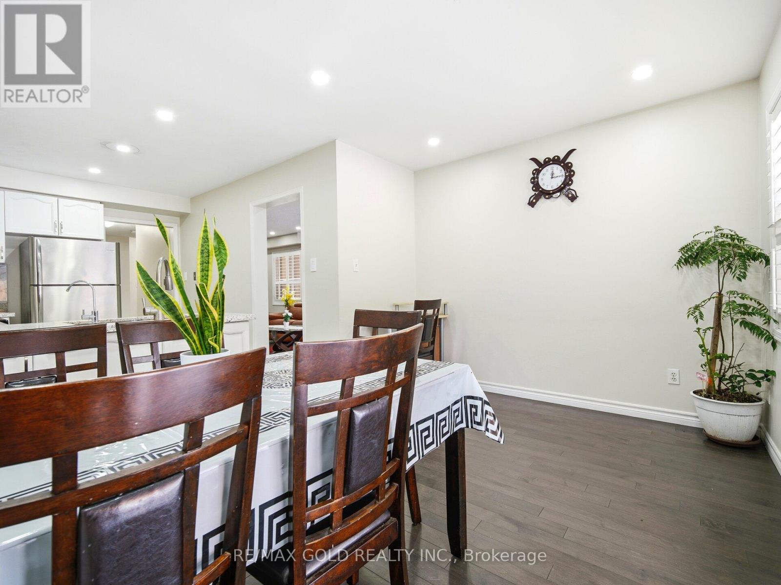 151 Clover Bloom Road, Brampton, Ontario  L6R 1S5 - Photo 13 - W12698540