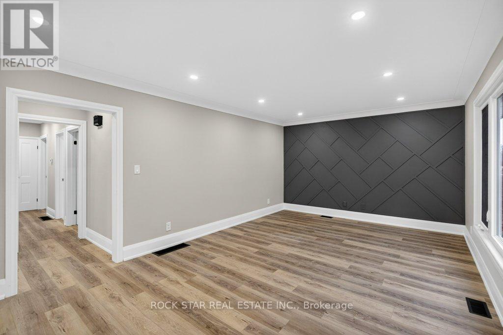 15 Marshall Street, Brantford, Ontario  N3R 3C8 - Photo 7 - X12698650