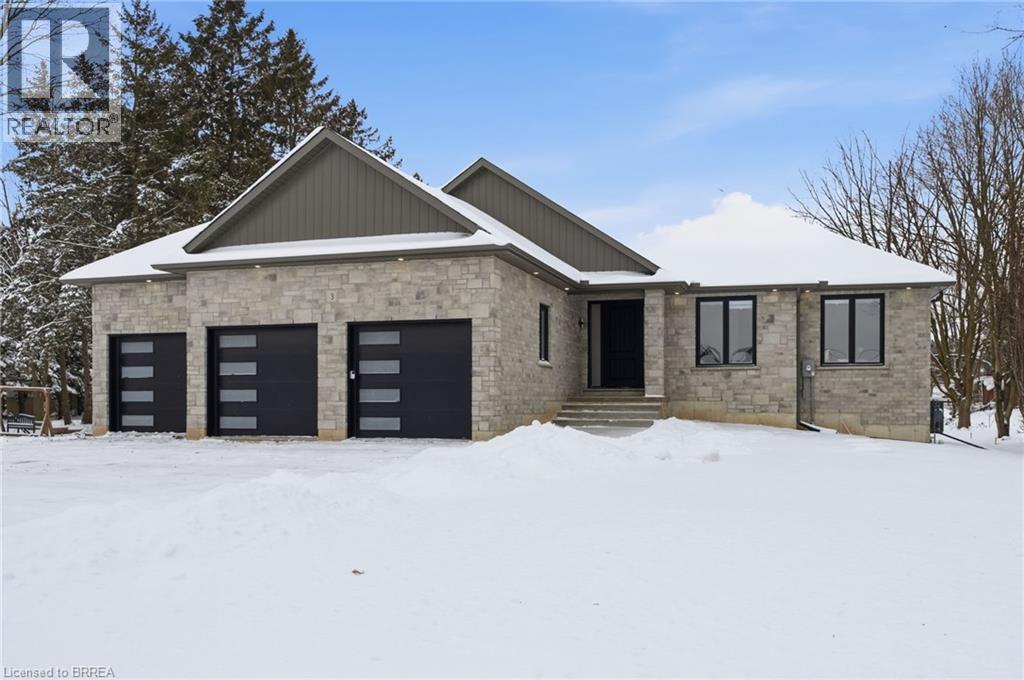 3 KINGS Lane, Scotland, Ontario