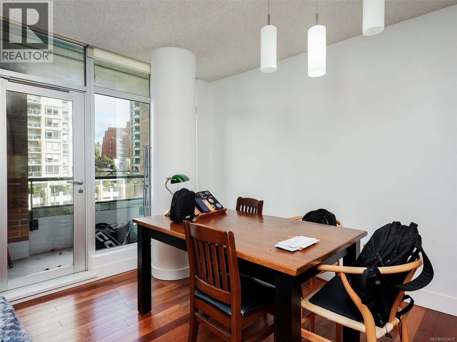 S401 737 Humboldt St, Victoria, British Columbia  V8W 1B1 - Photo 6 - 1023437