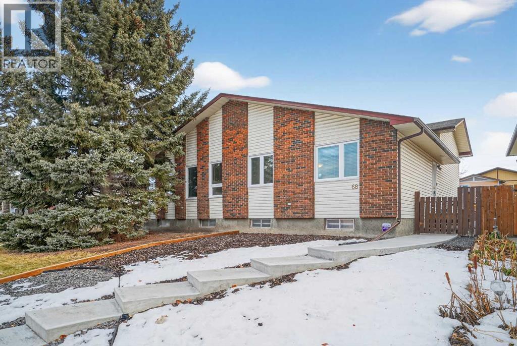 68 Cedarwood Hill Sw, Calgary, Alberta  T2W 3H5 - Photo 2 - A2277997