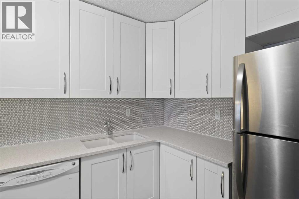 68 Cedarwood Hill Sw, Calgary, Alberta  T2W 3H5 - Photo 16 - A2277997