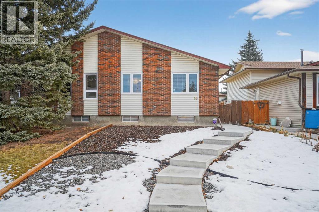 68 Cedarwood Hill Sw, Calgary, Alberta  T2W 3H5 - Photo 1 - A2277997