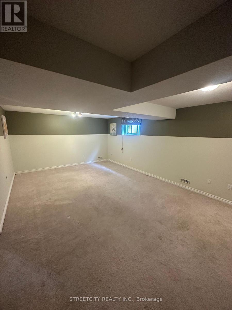 1234 SOUTH WENIGE DRIVE, London North, Ontario