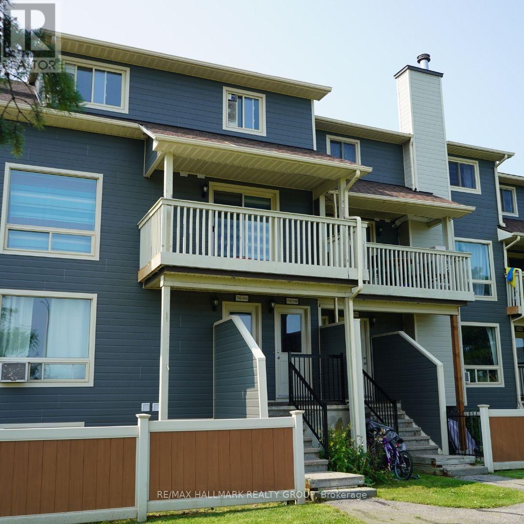 70B - 750 ST ANDRE DRIVE, Ottawa, Ontario