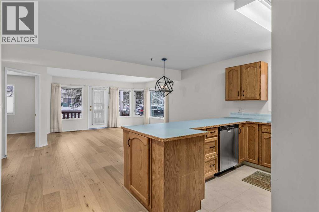 3, 717 7th Street E, Canmore, Alberta T1W 2C3 - Photo 4 - A2275844