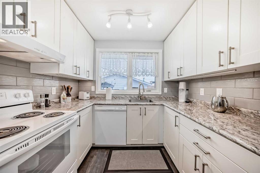 9936 Warren Road Se, Calgary, Alberta  T2J 1G7 - Photo 13 - A2279125