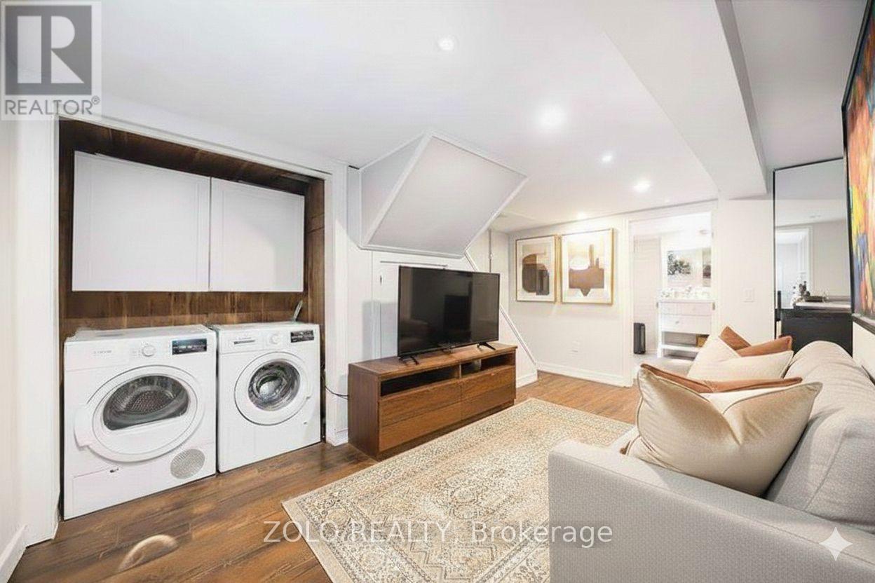 461 O'connor Drive, Toronto, Ontario  M4J 2W8 - Photo 18 - E12706456