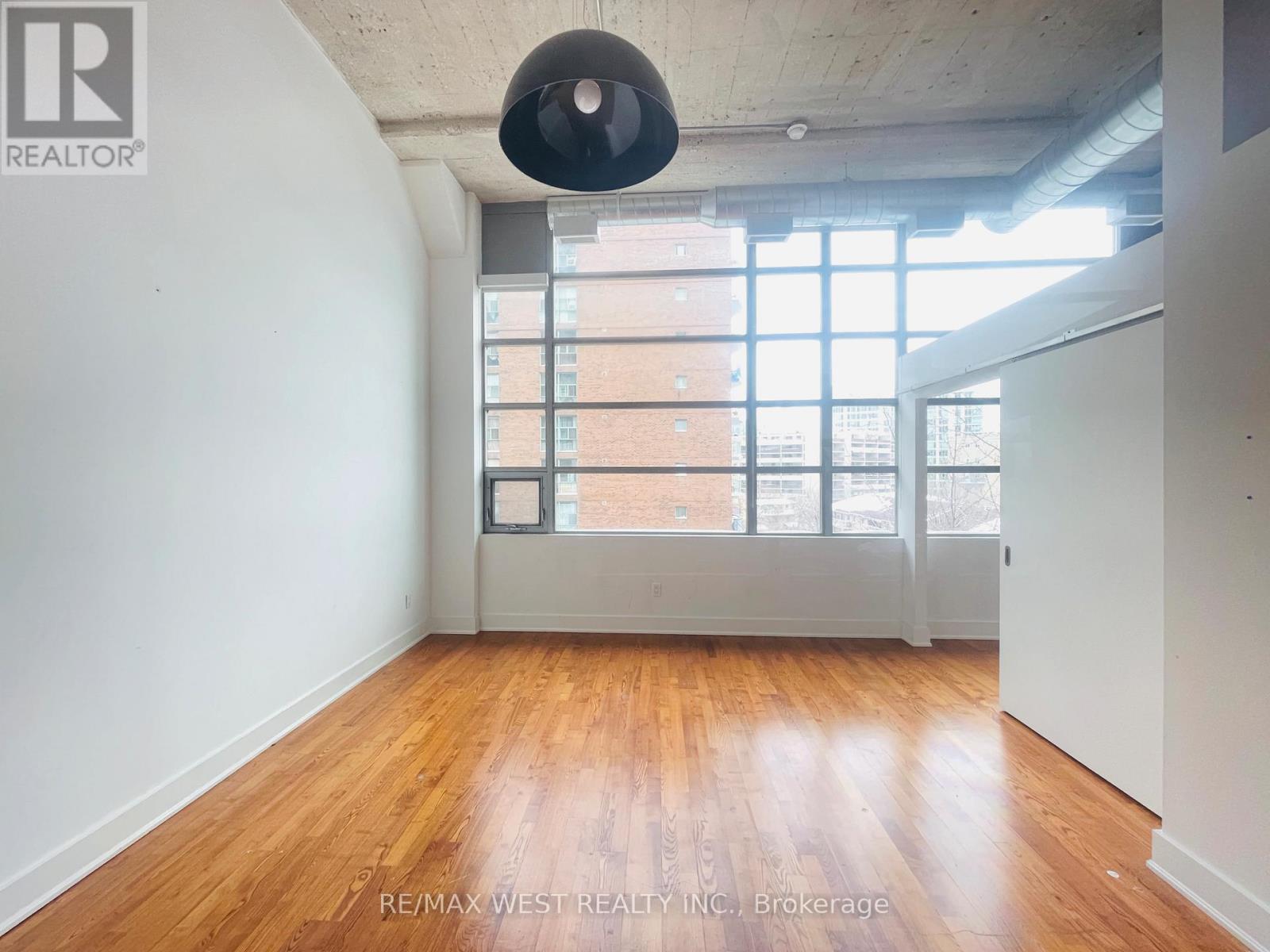 424 - 637 Lake Shore Boulevard W, Toronto, Ontario  M5V 3J6 - Photo 5 - C12701652