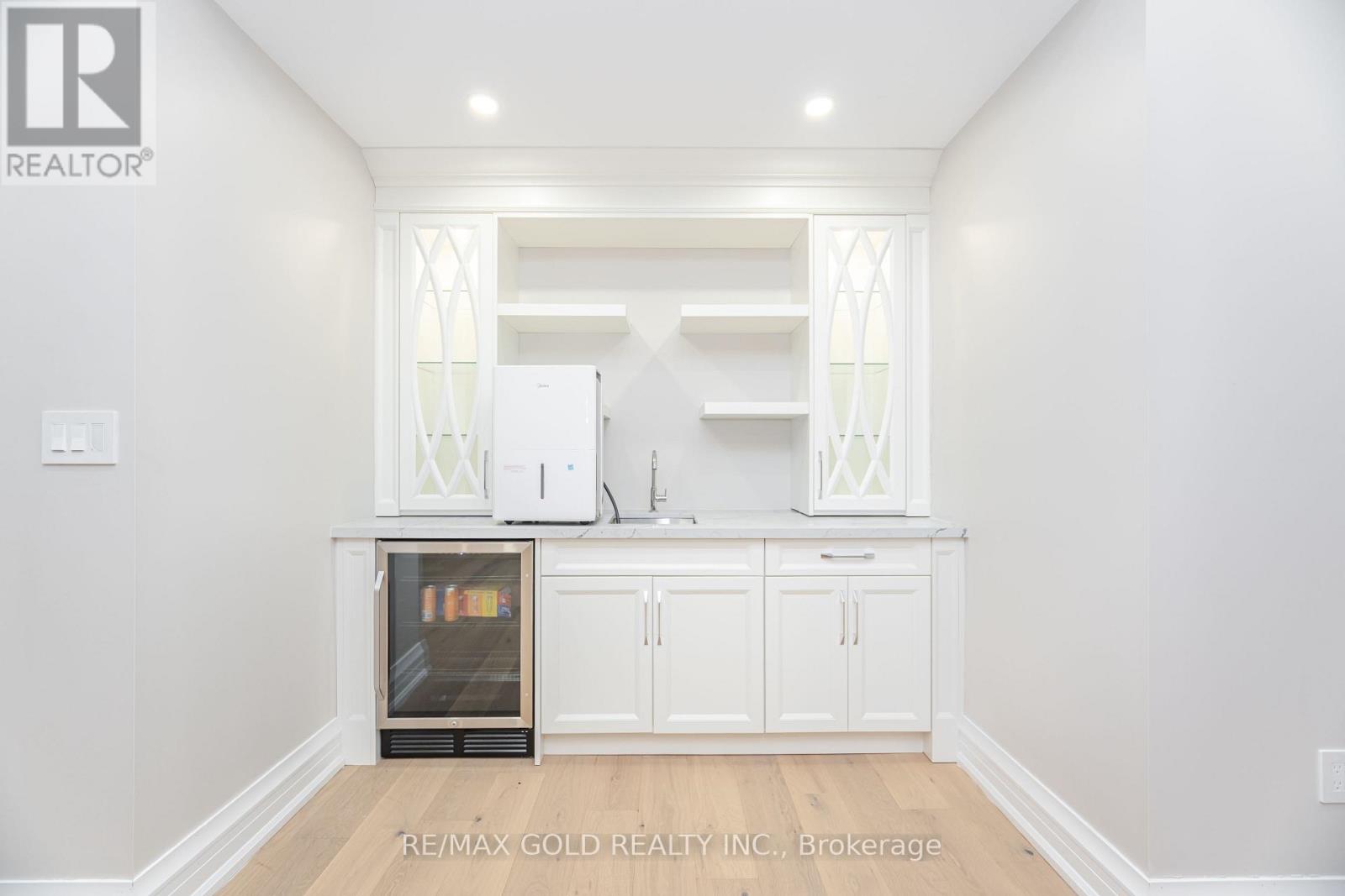 19 Maldaver Avenue, Mississauga, Ontario  L5M 1W4 - Photo 42 - W12705324