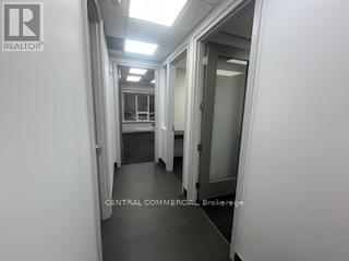 12-101 - 30 Wertheim Court, Richmond Hill, Ontario  L4B 1B9 - Photo 12 - N12706462