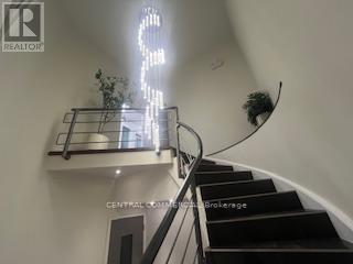 12-101 - 30 Wertheim Court, Richmond Hill, Ontario  L4B 1B9 - Photo 5 - N12706462