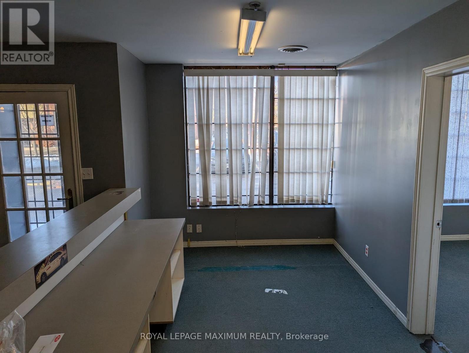 5 - 644 Millway Avenue, Vaughan, Ontario  L4K 4H4 - Photo 2 - N12706472