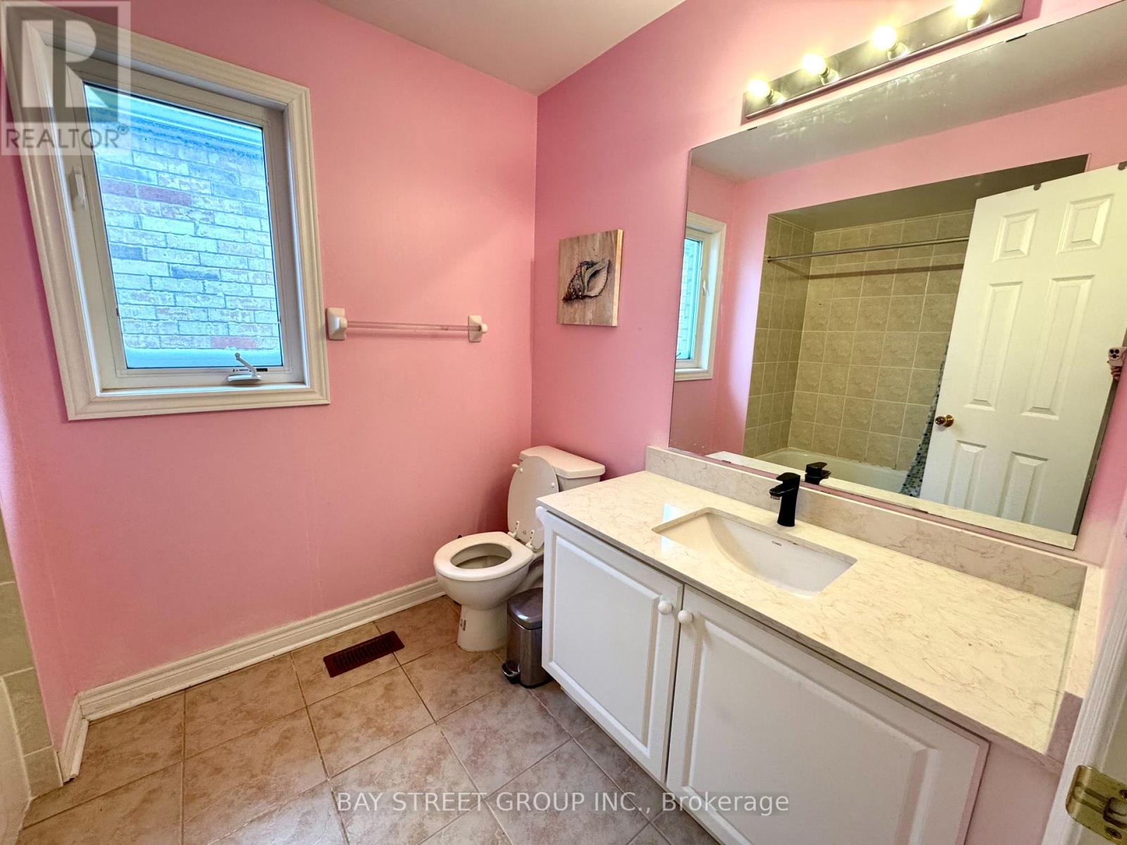 15 Peterkin Road, Markham, Ontario  L6E 1Y9 - Photo 14 - N12706476