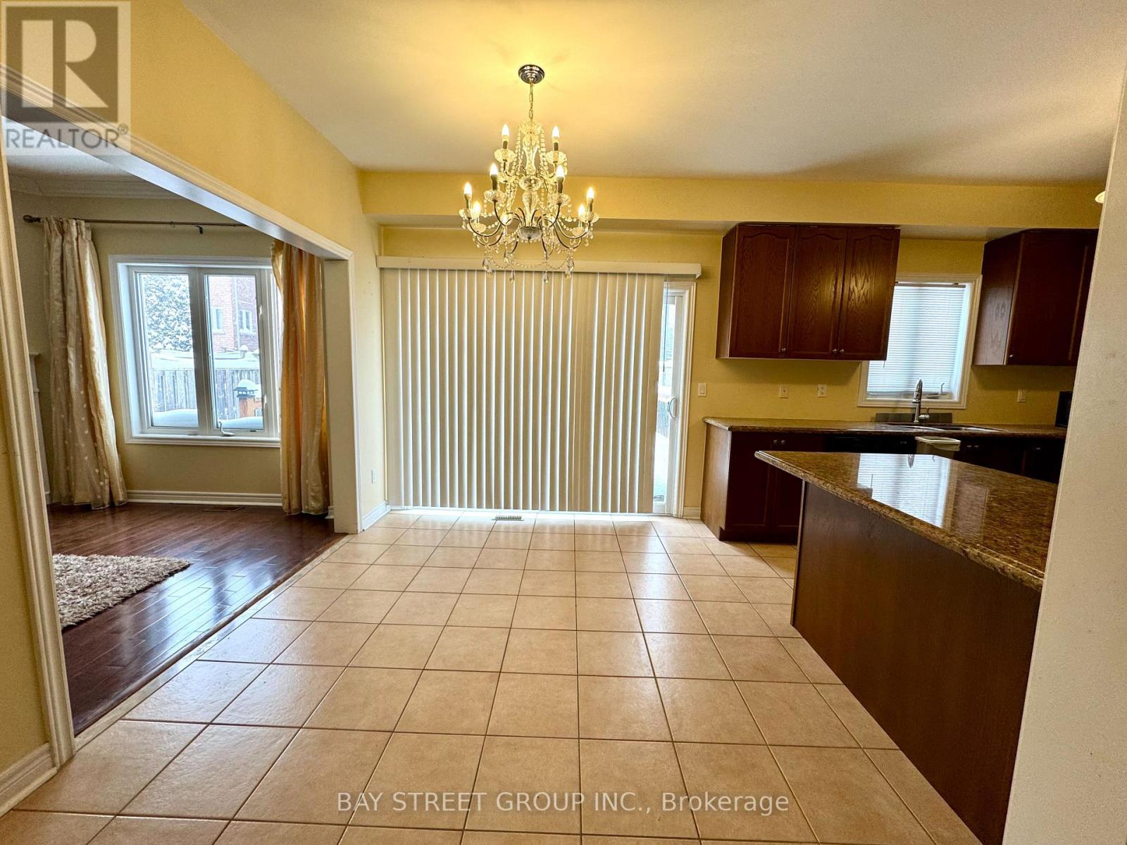 15 Peterkin Road, Markham, Ontario  L6E 1Y9 - Photo 6 - N12706476