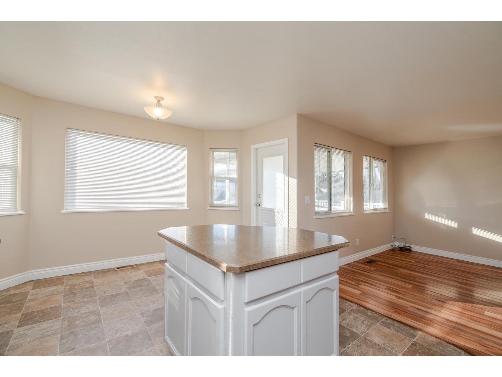 34732 7 Avenue, Abbotsford, British Columbia  V2S 8C4 - Photo 10 - R3080414