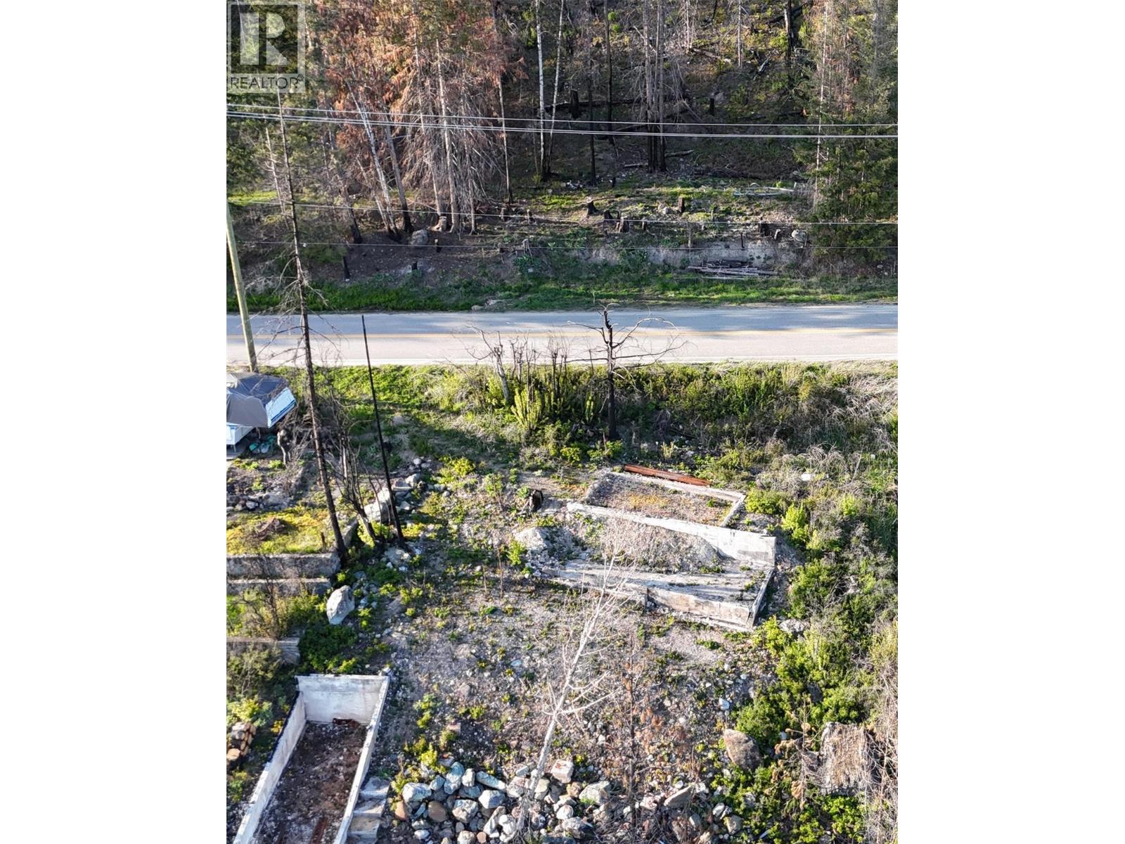 5022 Squilax-Anglemont Road, Celista, British Columbia  V0E 1M6 - Photo 4 - 10364664