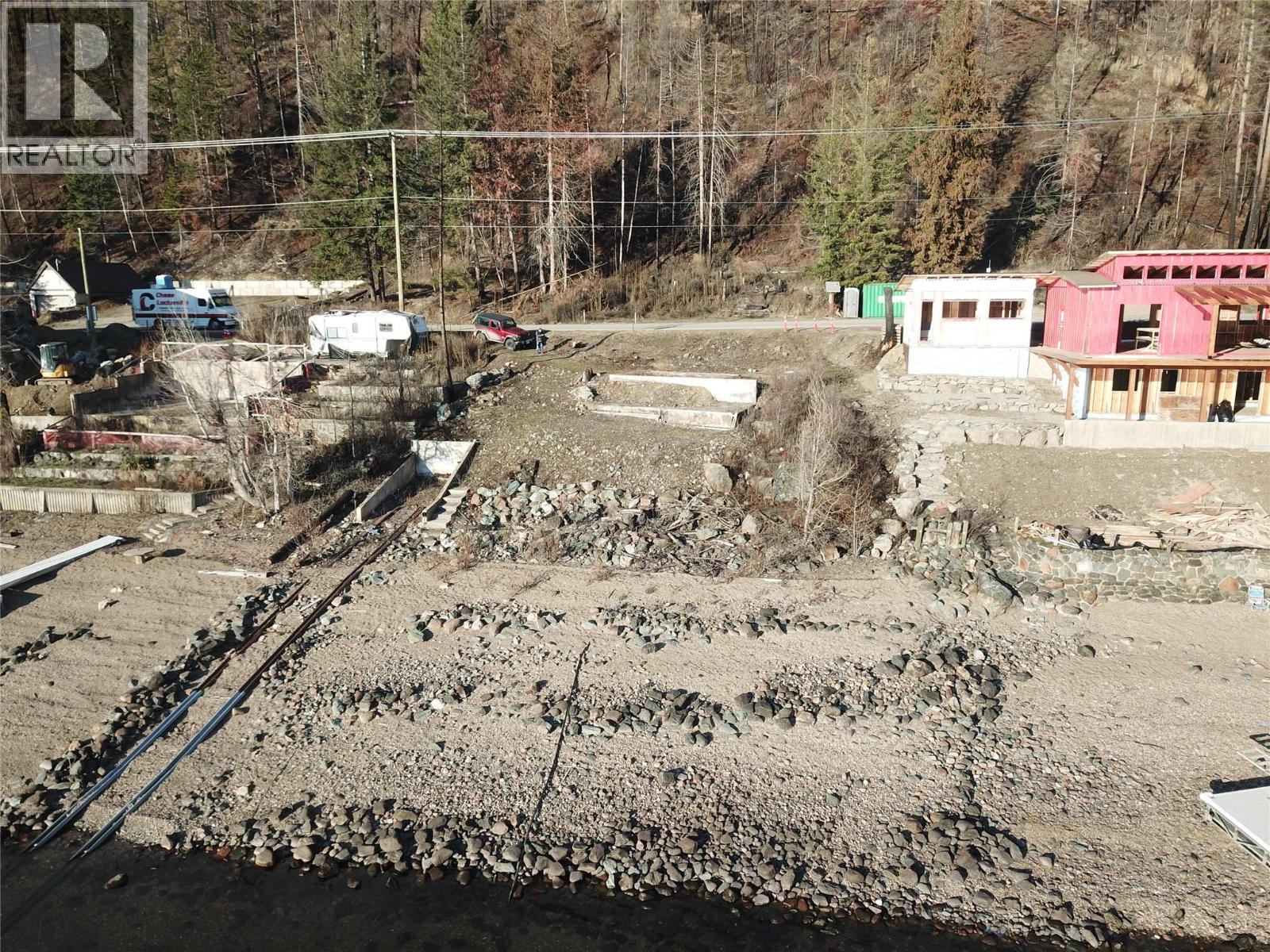 5022 Squilax-Anglemont Road, Celista, British Columbia  V0E 1M6 - Photo 18 - 10364664