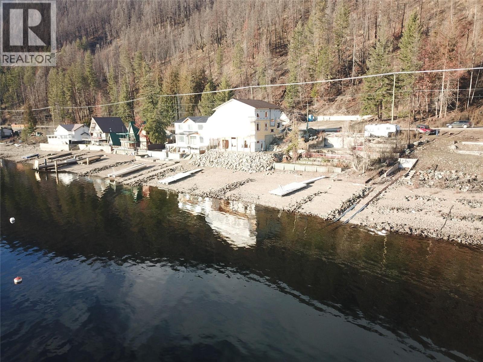 5022 Squilax-Anglemont Road, Celista, British Columbia  V0E 1M6 - Photo 20 - 10364664