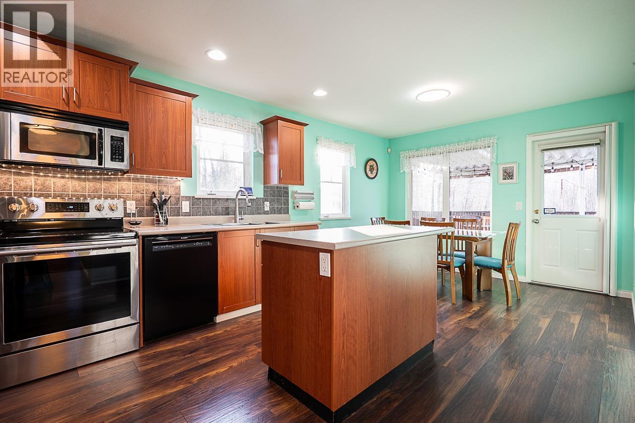 328 3000 Riverbend Drive, Coquitlam, British Columbia  V3C 6R1 - Photo 6 - R3080394