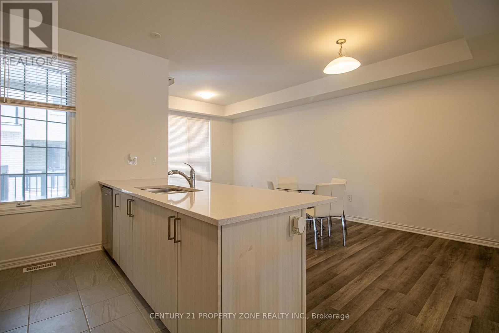 6 Bellasera Way, Caledon, Ontario  L7C 1Z9 - Photo 11 - W12706460