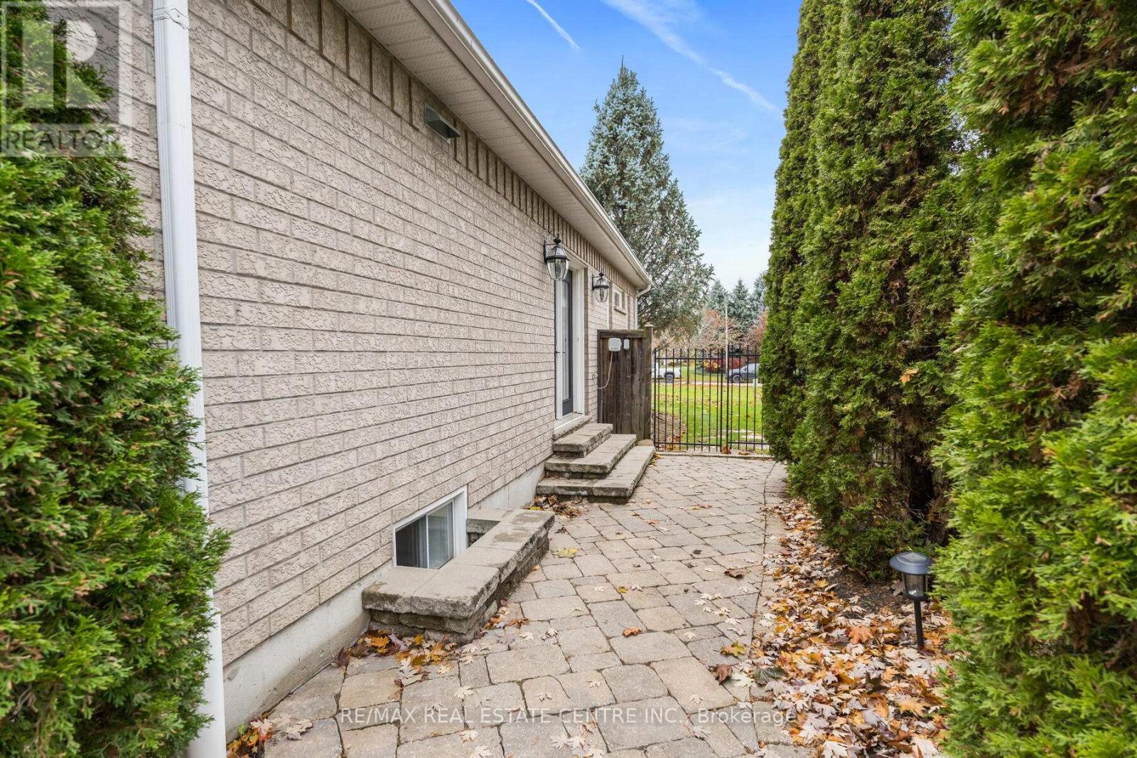 159 Delarmbro Drive, Erin, Ontario  N0B 1T0 - Photo 43 - X12505528