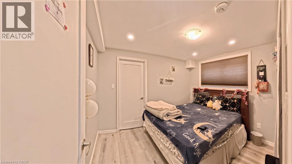 61 Bosworth Crescent, Kitchener, Ontario  N2E 1Y9 - Photo 42 - 40799012