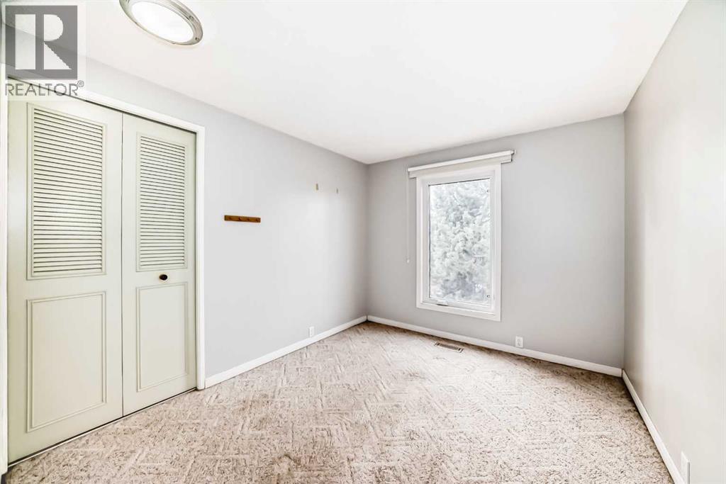 540 Dalmeny Hill Nw, Calgary, Alberta  T3A 1T6 - Photo 17 - A2278492