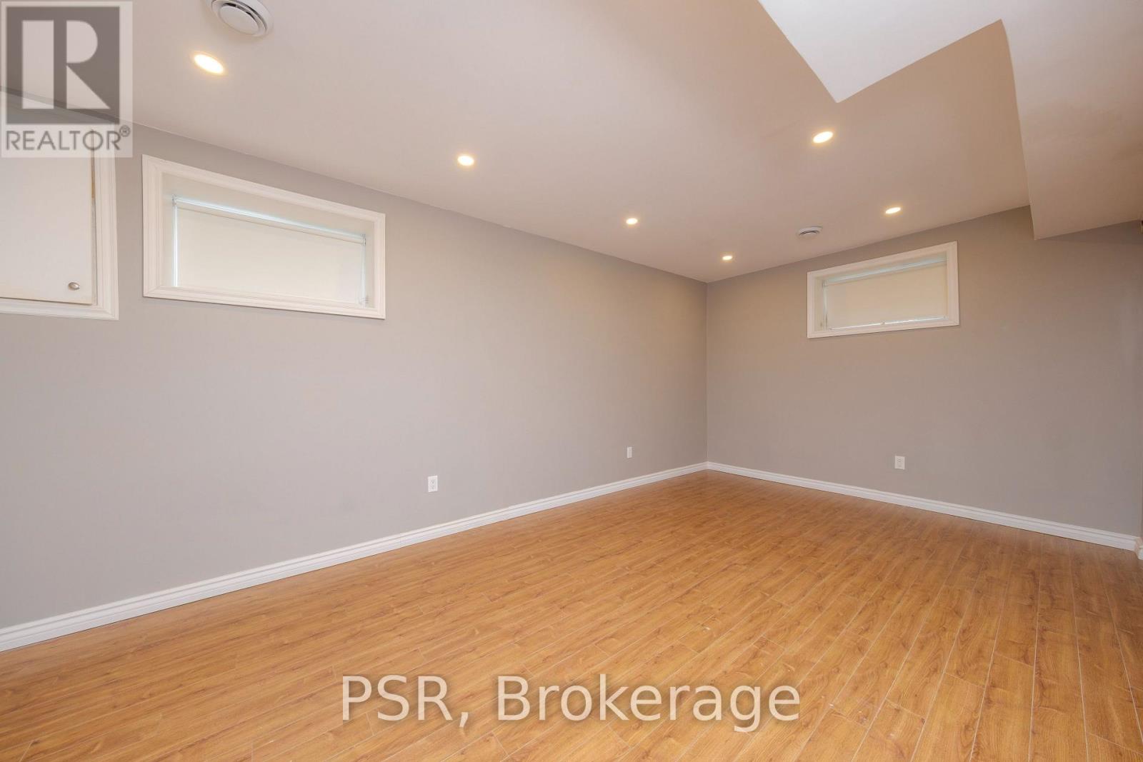 708 Johnston Crescent W, Kincardine, Ontario  N2Z 1S4 - Photo 10 - X12706572