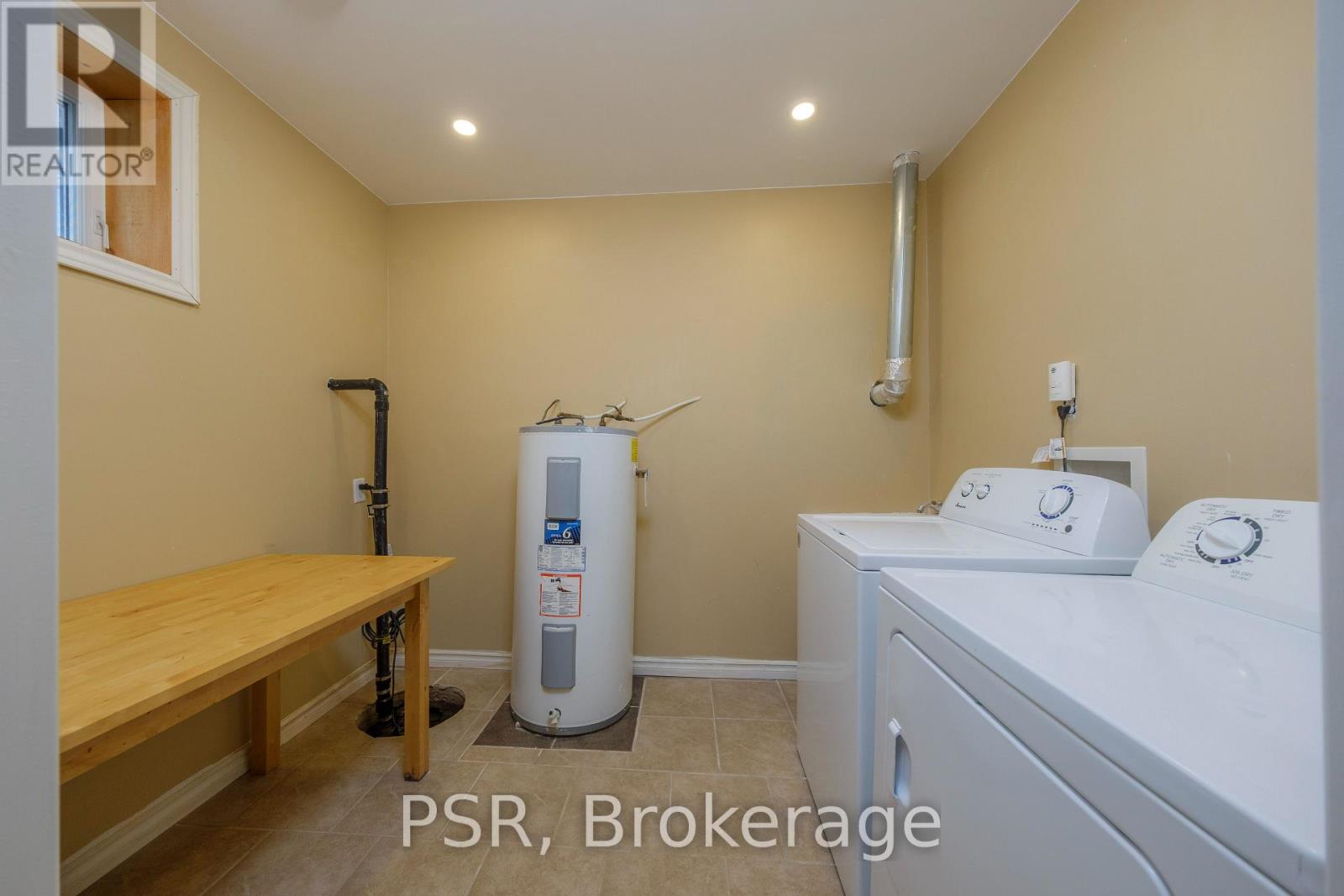 708 Johnston Crescent W, Kincardine, Ontario  N2Z 1S4 - Photo 13 - X12706572